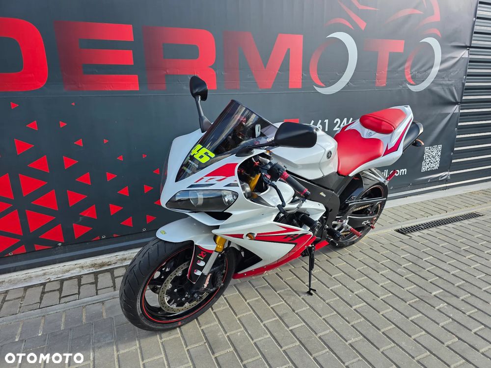 Yamaha R1 - 2