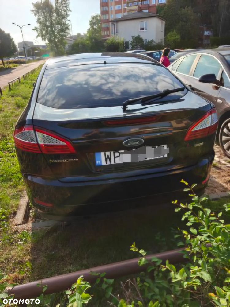 Ford Mondeo 1.8 TDCi Ghia - 2