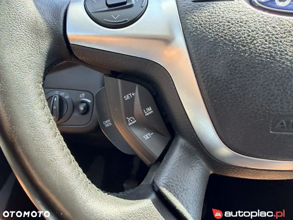 Ford Kuga 2.0 TDCi 4x4 SYNC - 29