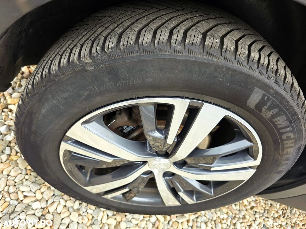 Peugeot 3008 225 e-EAT8 GT Pack - 28