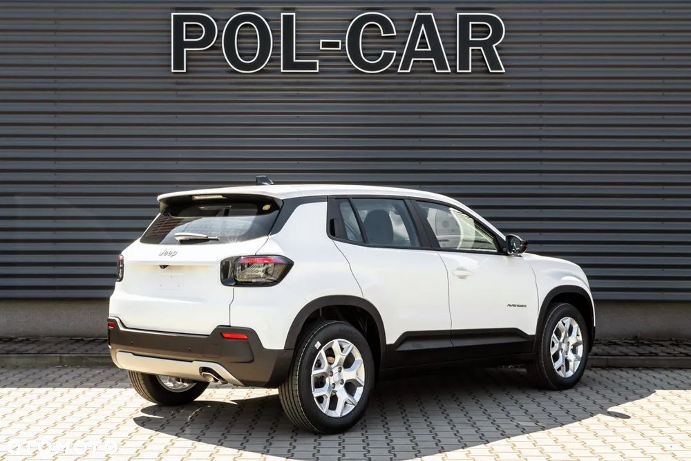 Jeep Avenger 1.2 T3 mHEV Altitude FWD eDCT6 - 10