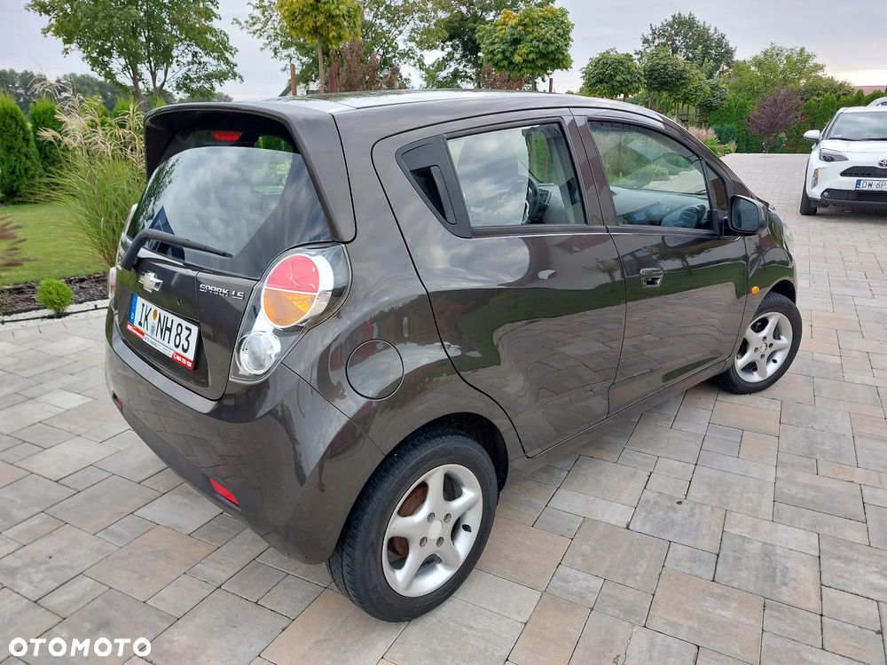 Chevrolet Spark 1.0 LS - 20