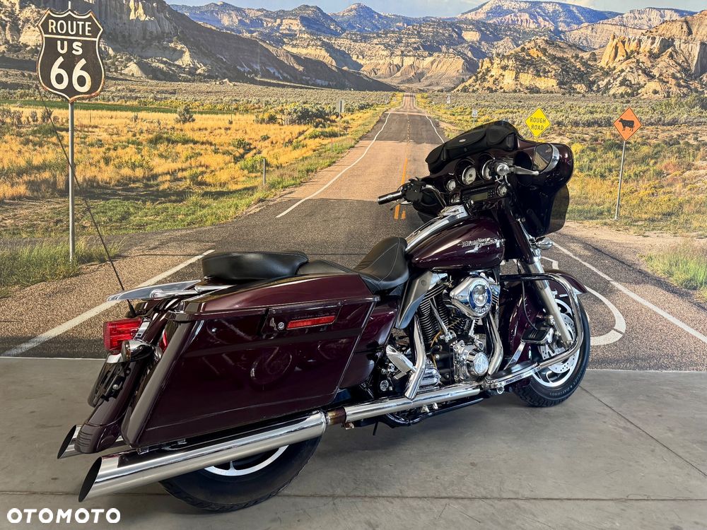 Harley-Davidson Touring Street Glide - 3
