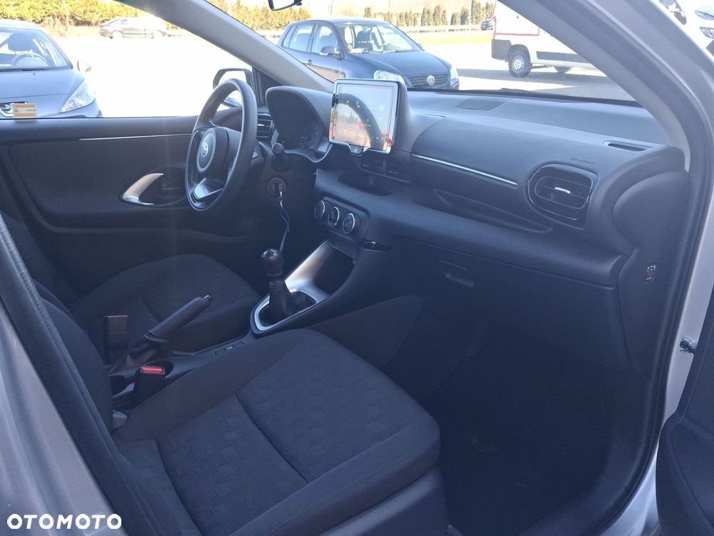 Toyota Yaris 1.5 Active - 16