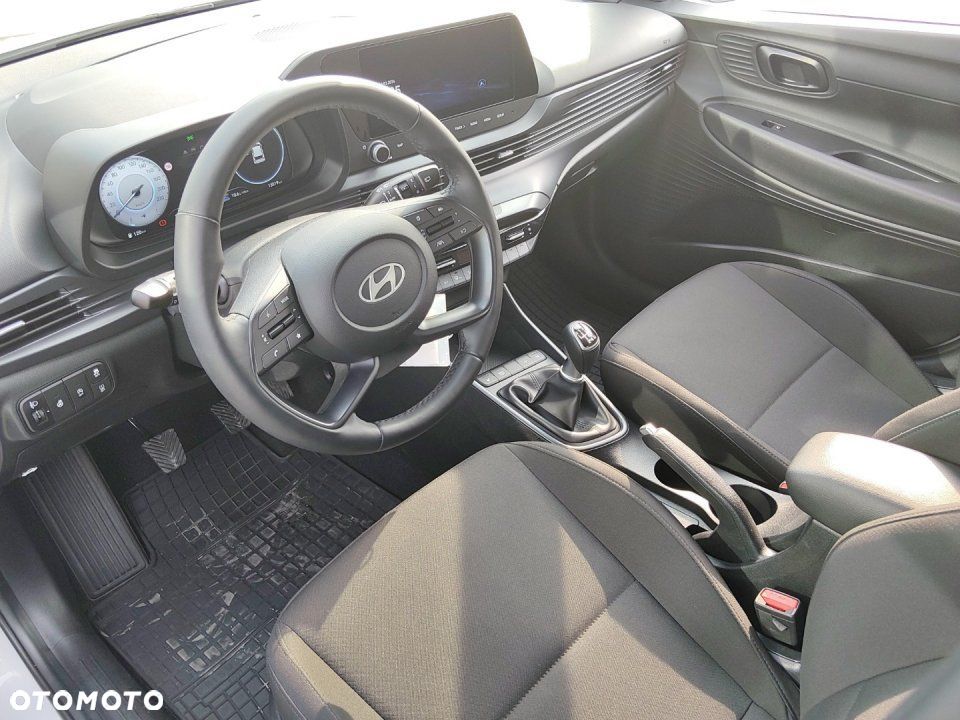 Hyundai i20 - 10