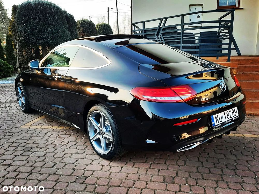 Mercedes-Benz Klasa C 300 9G-TRONIC - 7