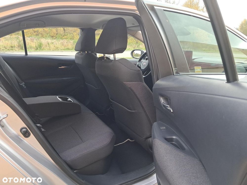 Toyota Corolla 1.8 Hybrid Comfort - 16