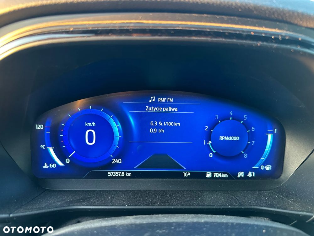 Ford Focus 1.0 EcoBoost Hybrid ST-LINE X - 12