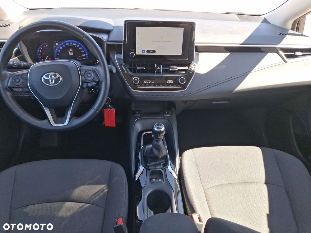 Toyota Corolla - 11