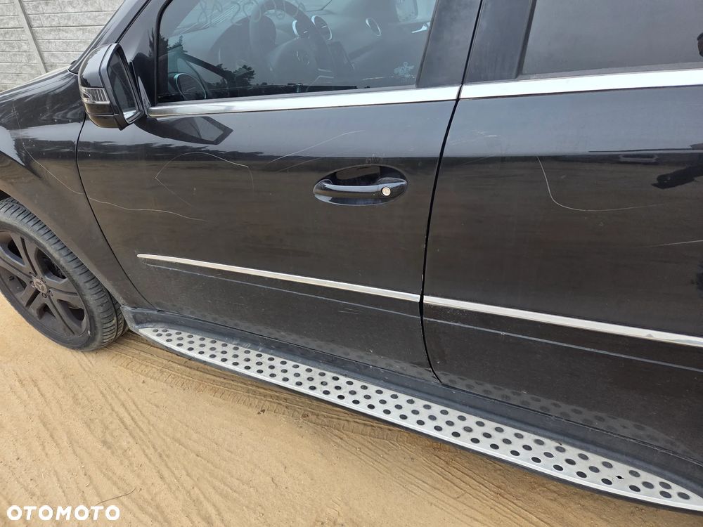 Mercedes-Benz ML - 18