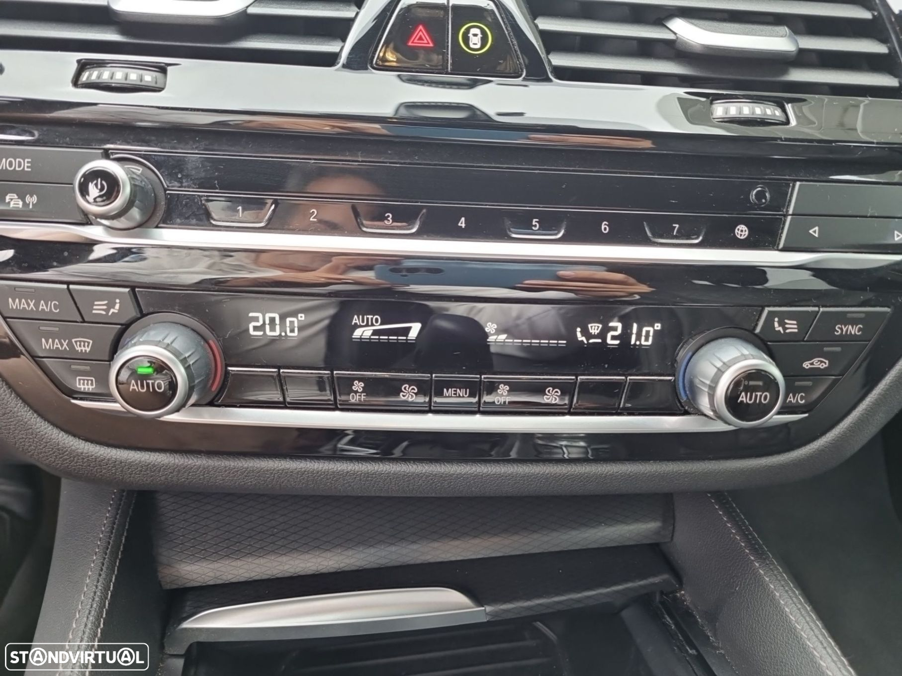 BMW 520 d Pack Desportivo M Auto - 31