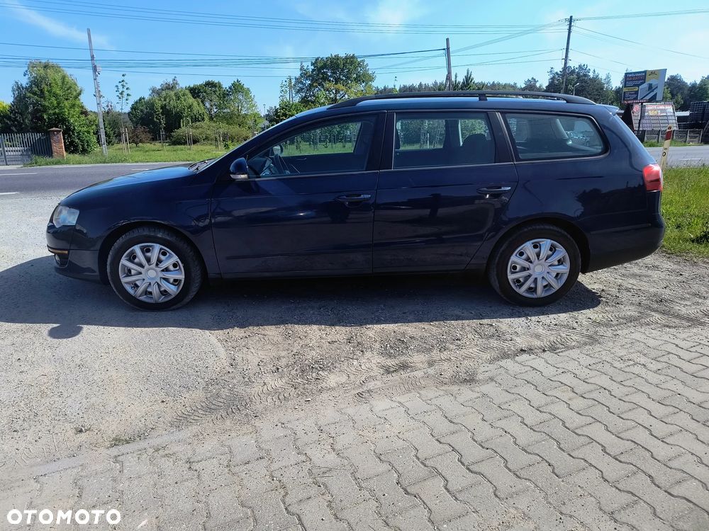 Volkswagen Passat Variant 2.0 FSI Individual - 22