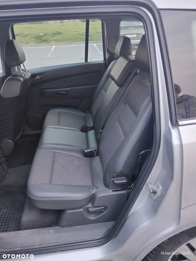 Opel Zafira 1.8 - 4