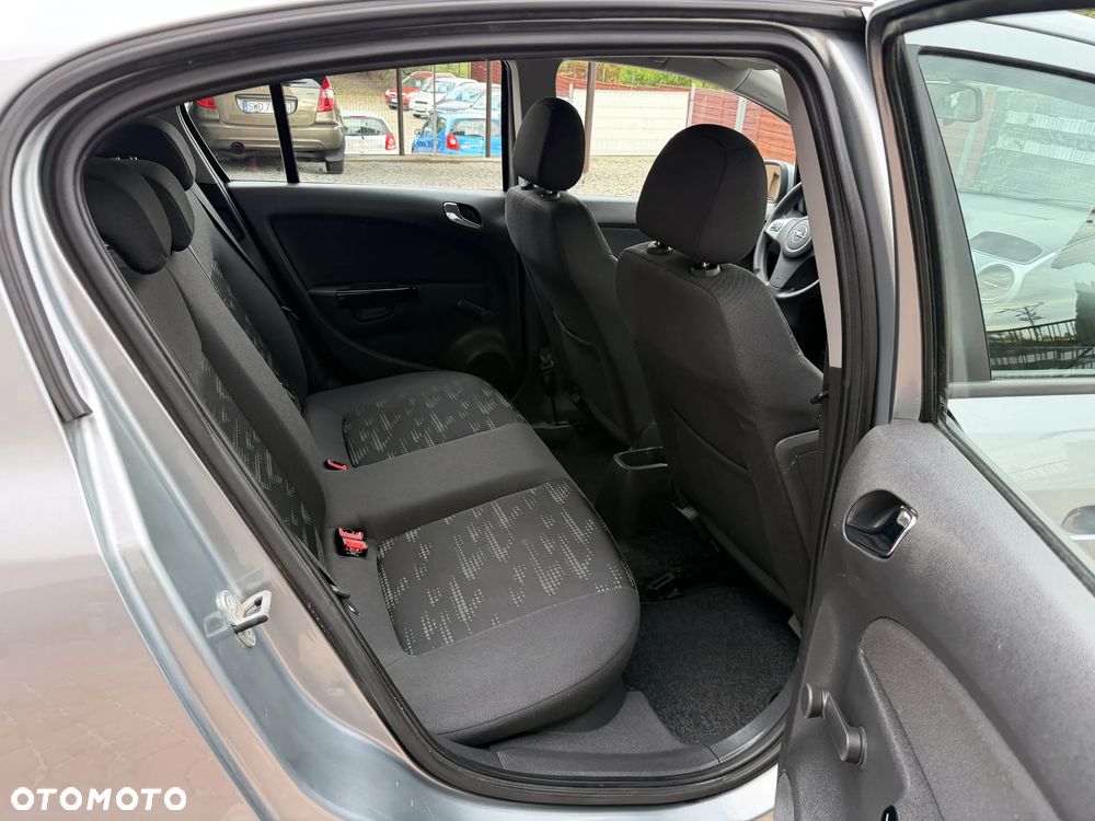 Opel Corsa 1.2 16V Enjoy - 24