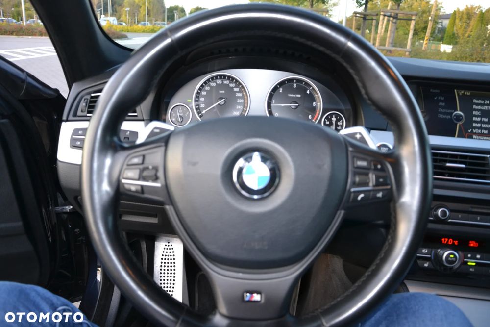 BMW Seria 5 520d Sport-Aut - 13