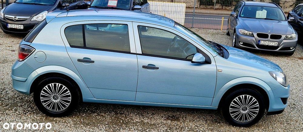 Opel Astra - 2