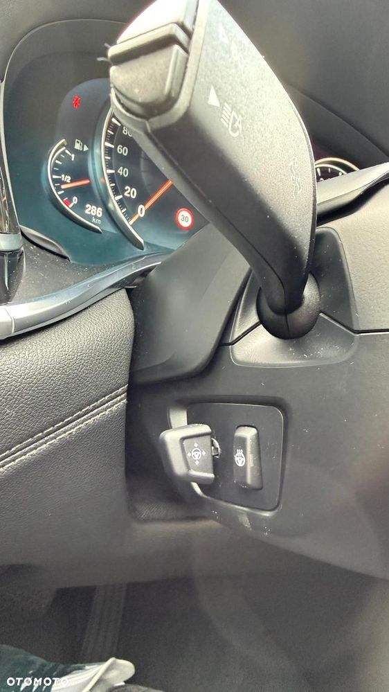 BMW Seria 7 740i - 18