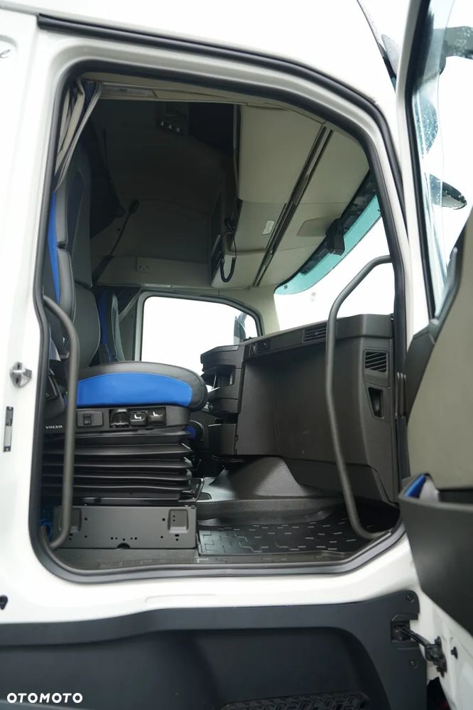 Volvo FH 500 / XXL / LOWDECK / MEGA / KLIMA POSTOJOWA / I-SHIFT / I- SAVE / - 36