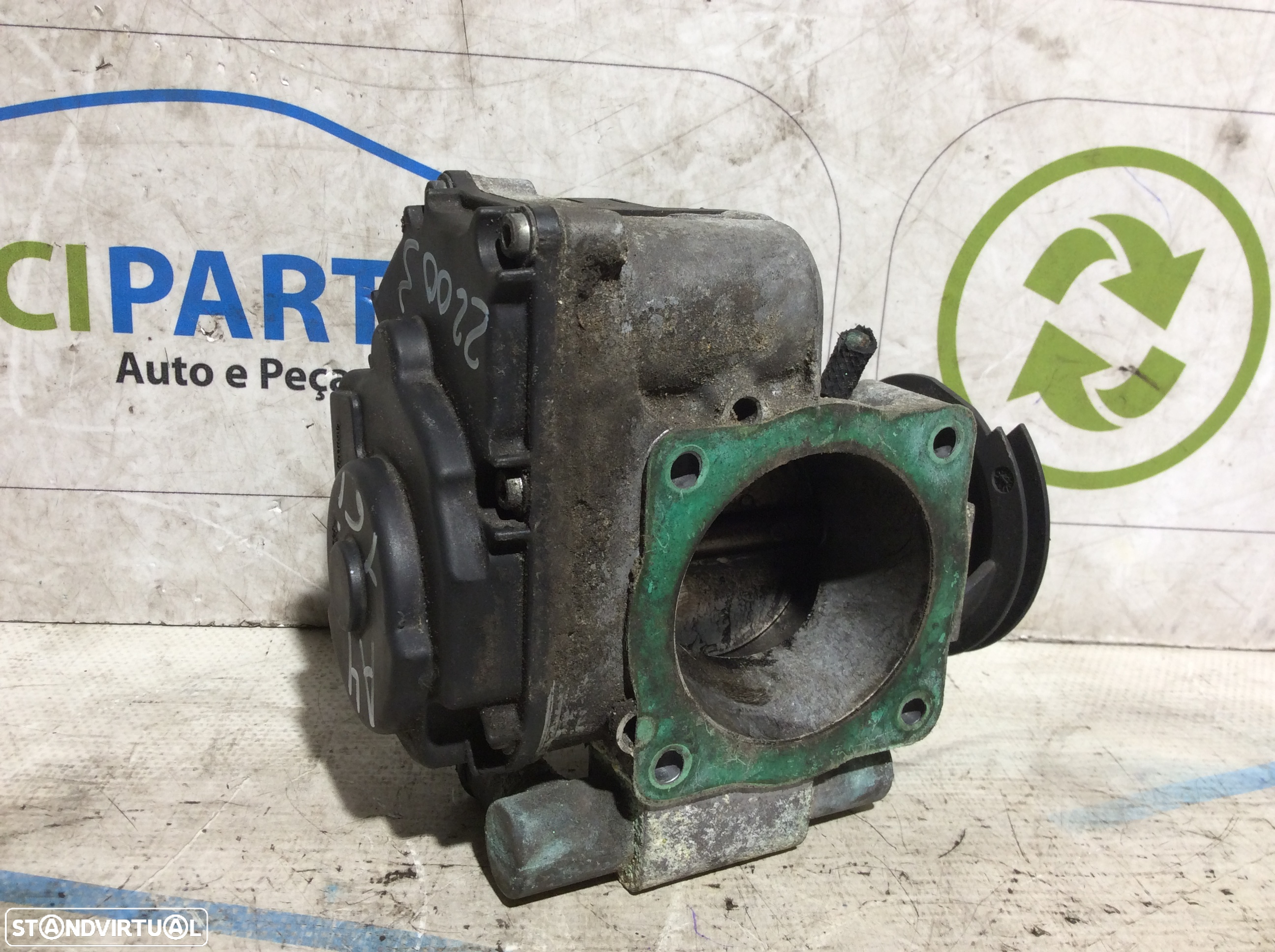 Corpo de borboleta Audi A4 1.6i Ref. 058133063 - 2