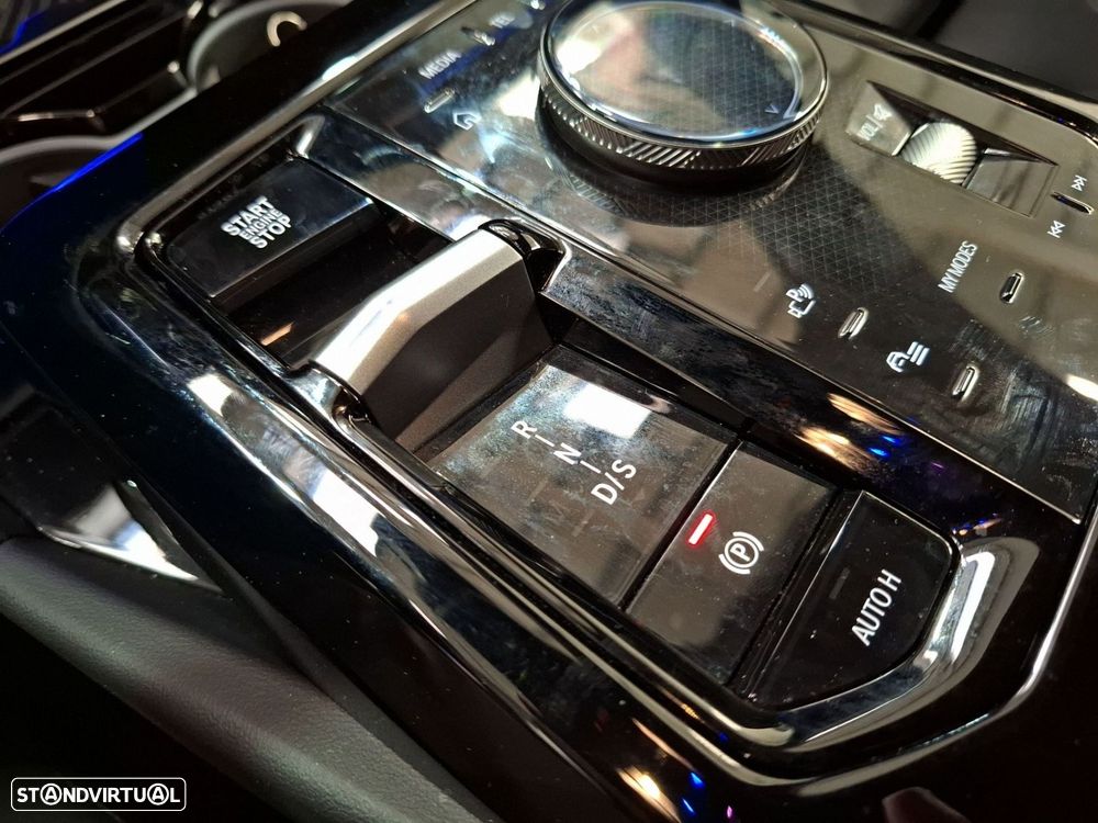 BMW 530 e Pack Desportivo M - 17