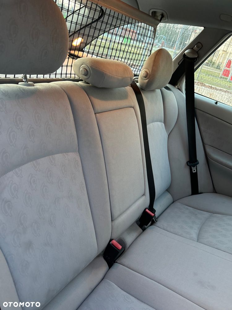 Mercedes-Benz Klasa C 200 T CDI Classic - 20