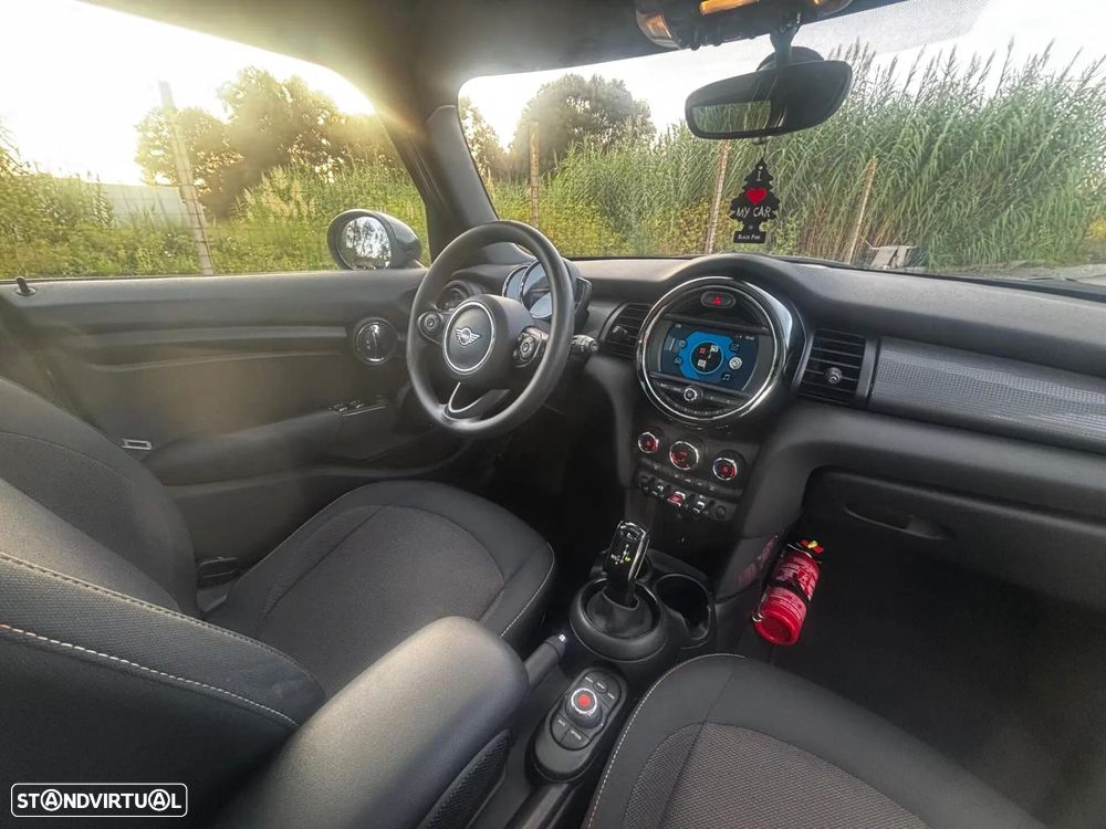 MINI 5 Portas Cooper Premium Yours Auto - 38