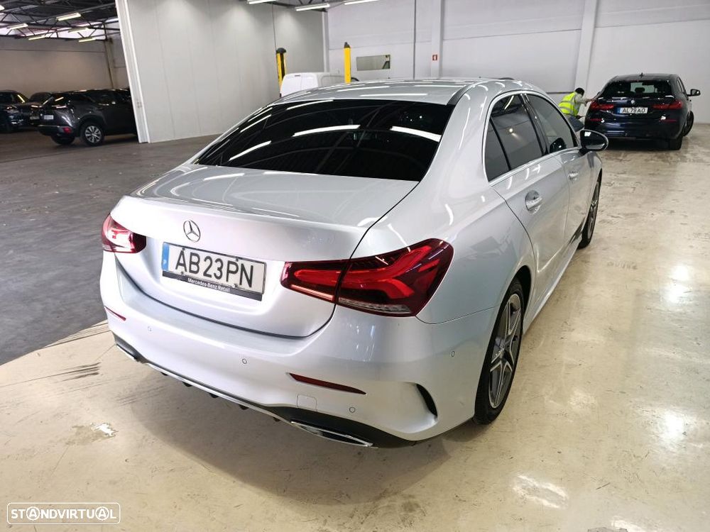 Mercedes-Benz A 180 Limousine d AMG Line Aut. - 4