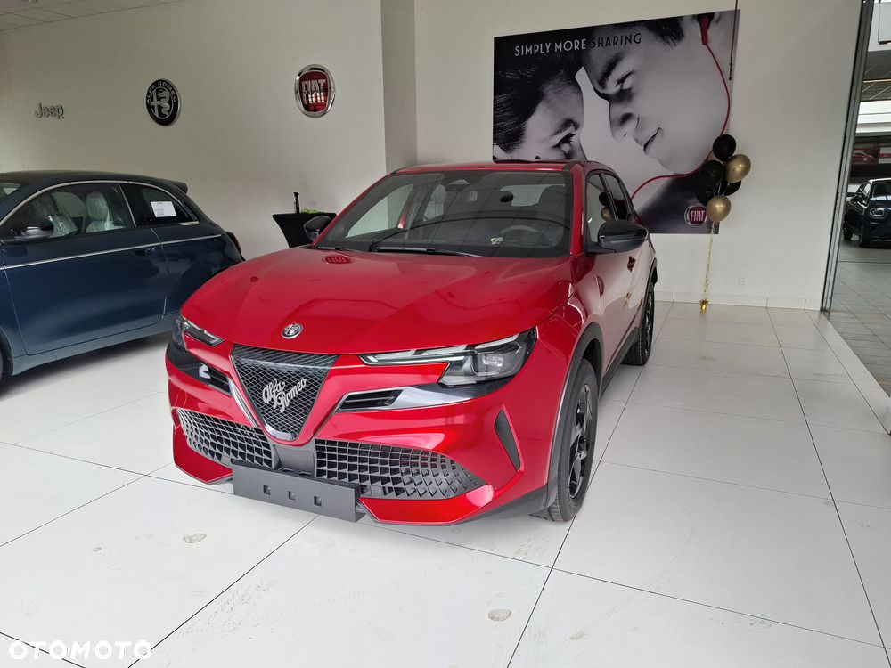 Alfa Romeo Junior 1.2 mHEV Ibrida eDCT - 1
