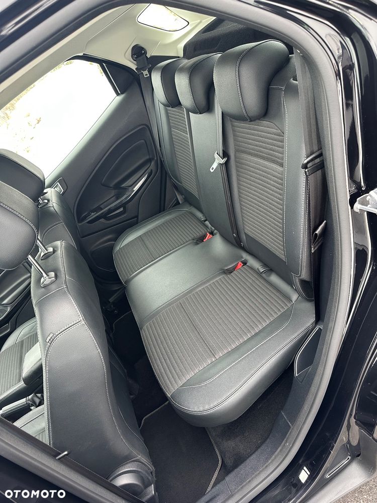 Ford EcoSport - 16