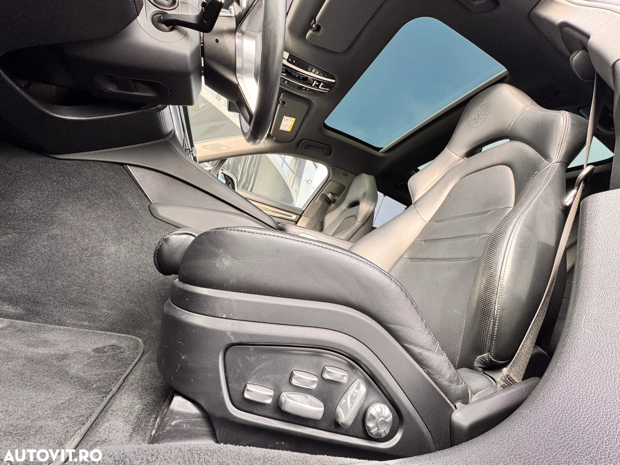 Porsche Panamera 4S Sport Turismo - 14