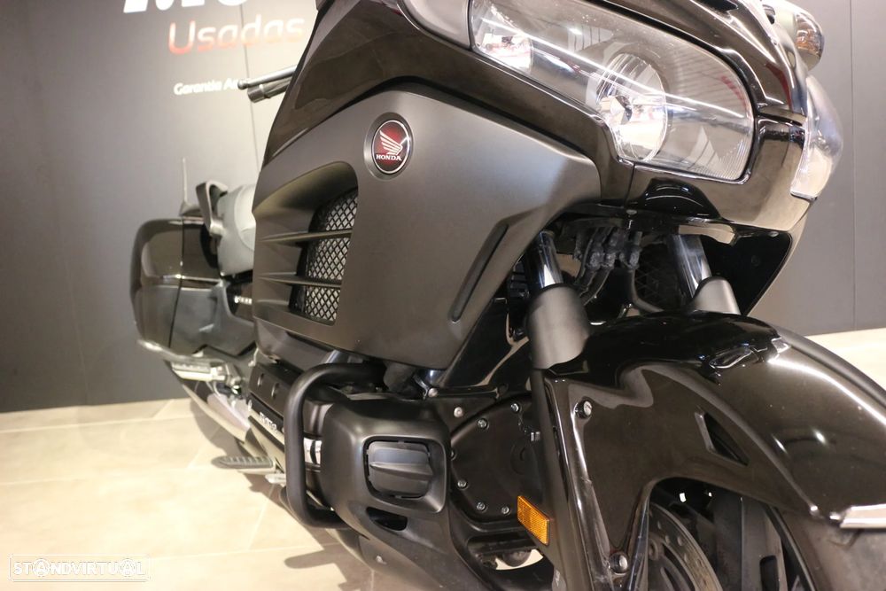 Honda Goldwing F6B BAGGER - 10