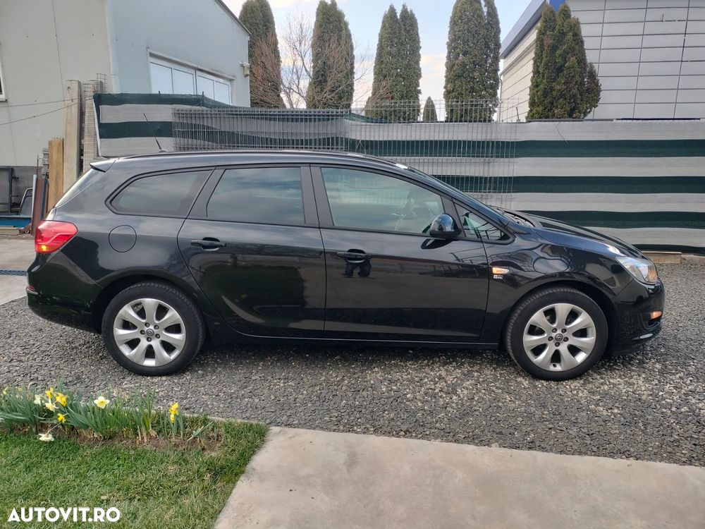 Opel Astra 1.4 Turbo ECOFLEX Start/Stop 150 Jahre - 17