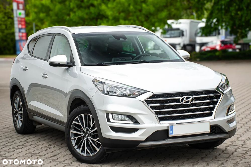 Hyundai Tucson blue 1.6 CRDi 2WD DCT Premium - 24