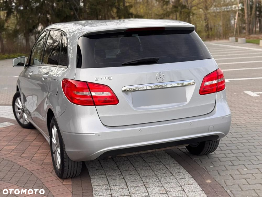 Mercedes-Benz Klasa B 180 (BlueEFFICIENCY) - 19