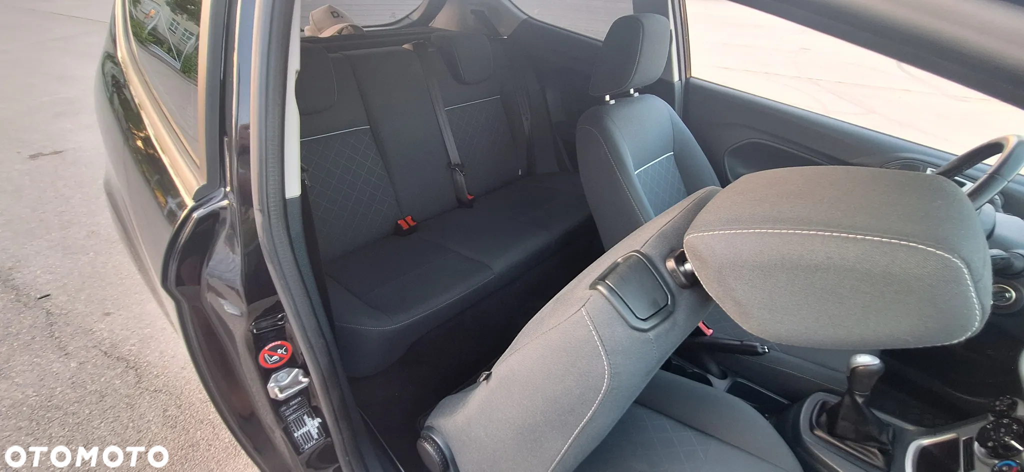 Ford Fiesta 1.25 Trend - 28
