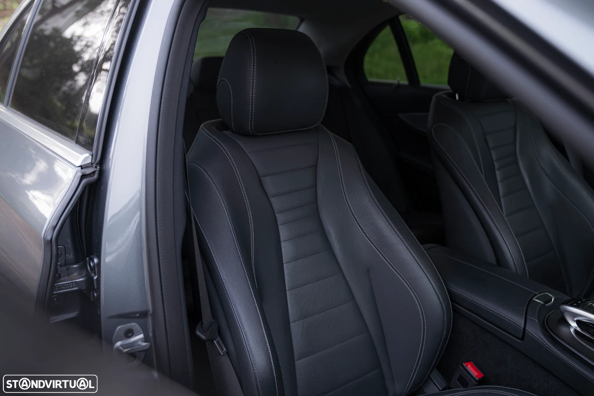 Mercedes-Benz E 300 de Avantgarde - 39