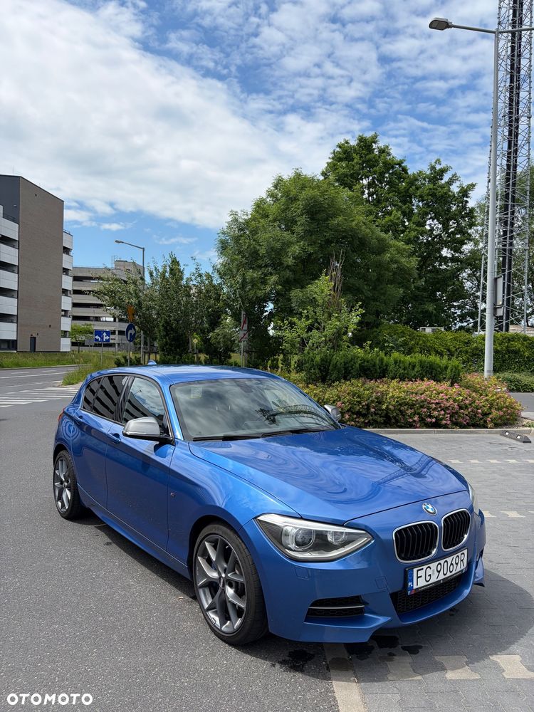 BMW 1M - 13
