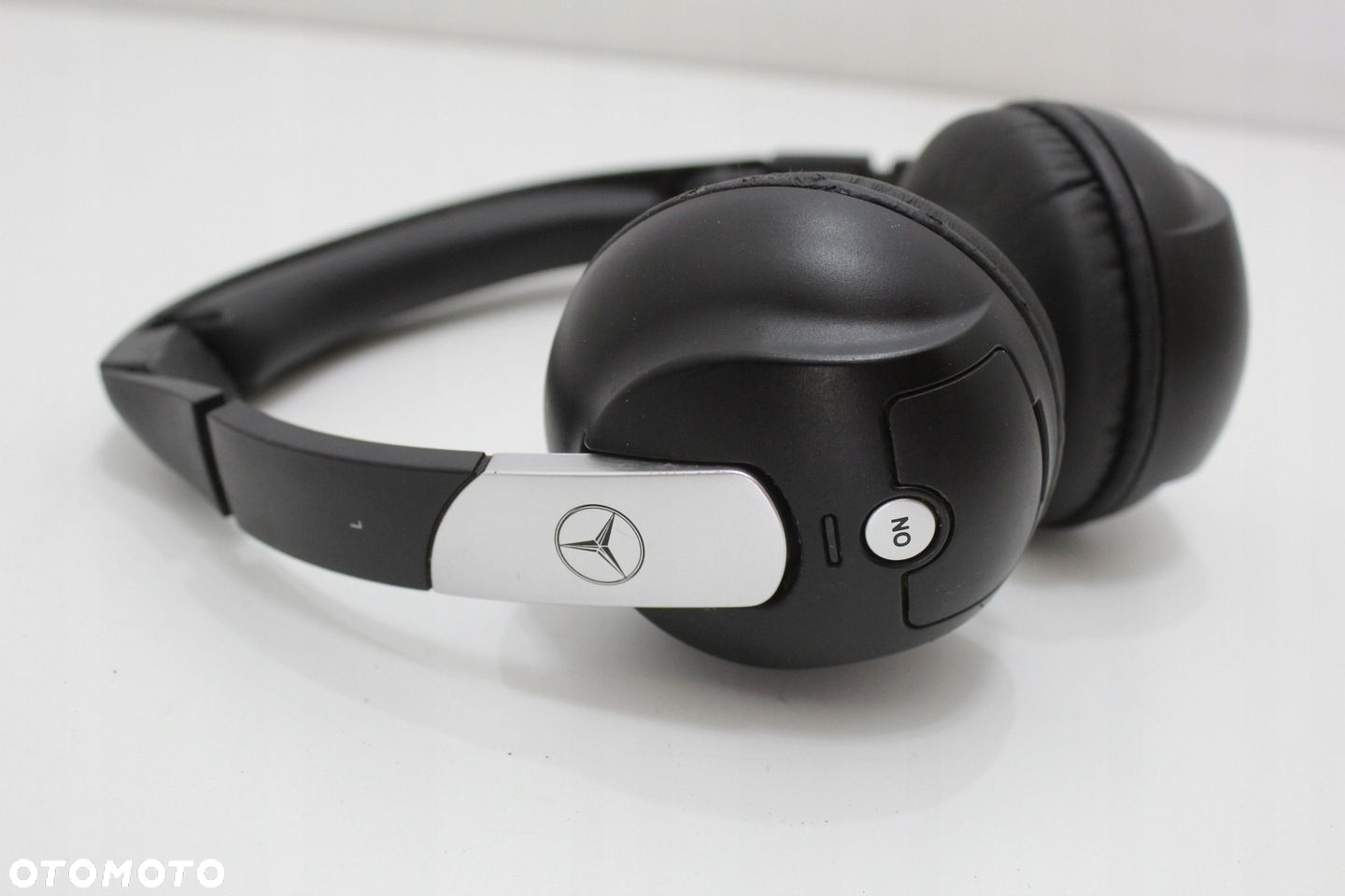 Oryginalne słuchawki bezprzewodowe bluetooth sprawne OE Mercedes - 6