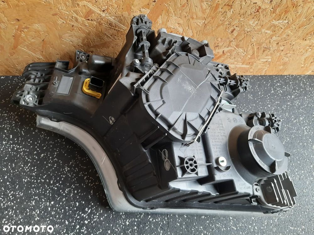 # MERCEDES ACTROS MP4 MP5 EURO 6 LAMPA REFLEKTOR LEWA PRZEDNIA LED XENON 9618205239 - 2