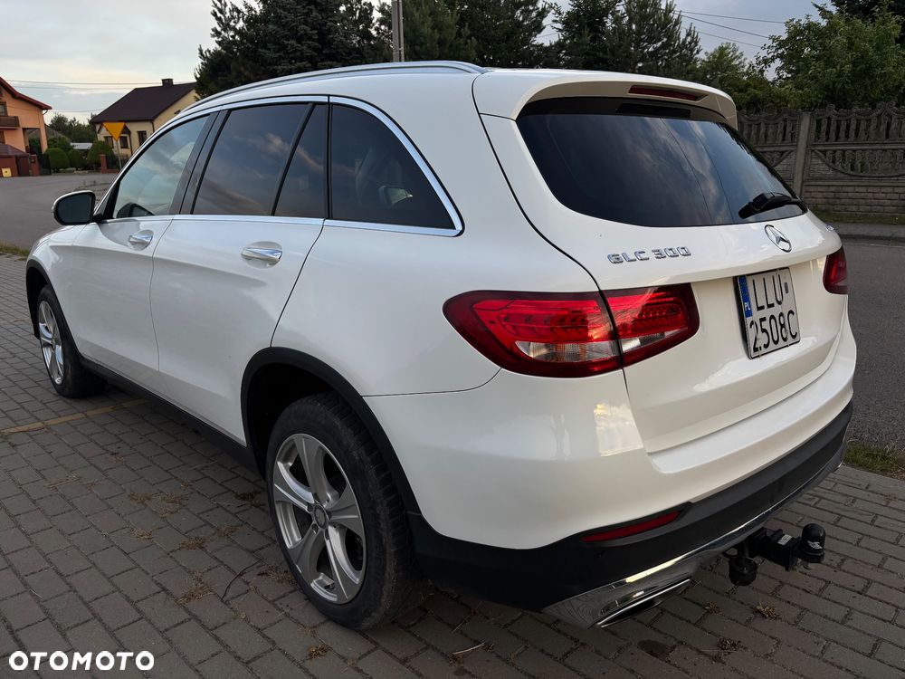 Mercedes-Benz GLC - 7
