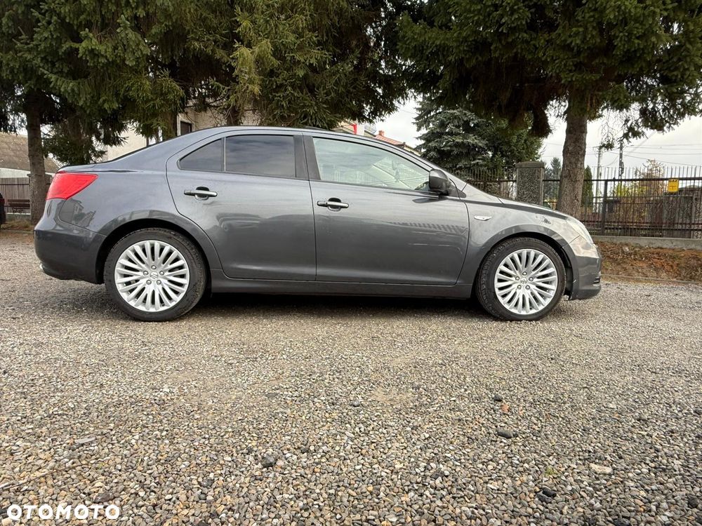 Suzuki Kizashi 2.4 Sport 4WD CVT - 33
