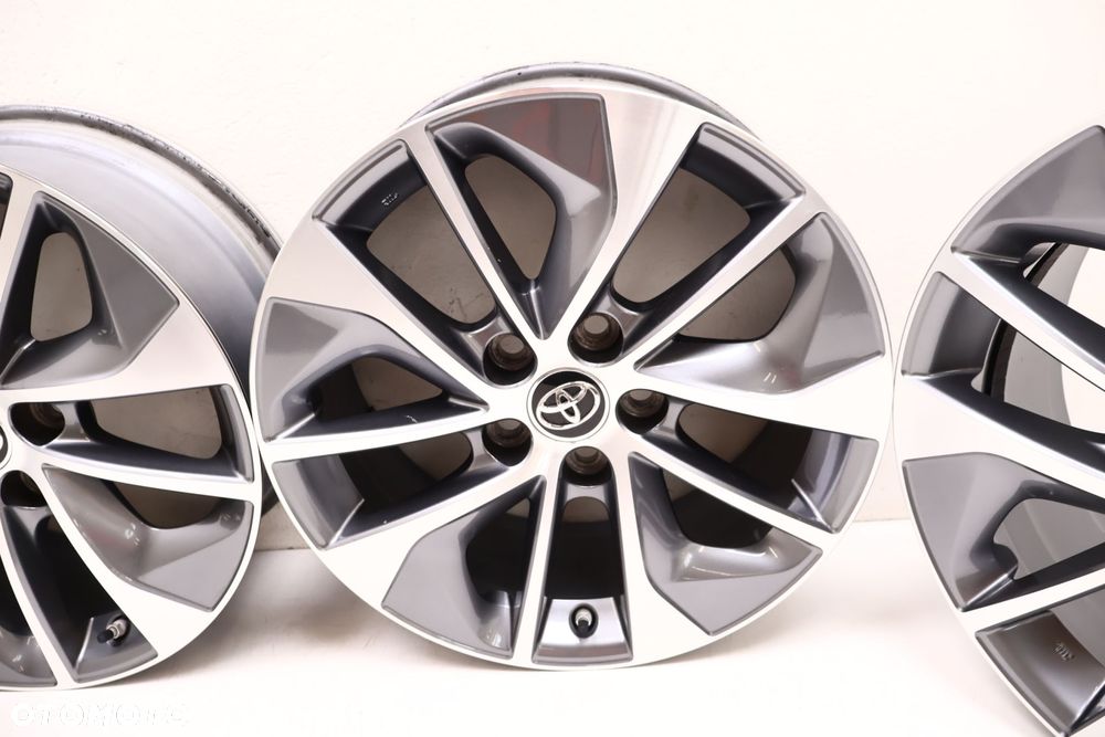 TOYOTA RAV4 IV FELGI ALUMINIOWE 17X7.0 - 4
