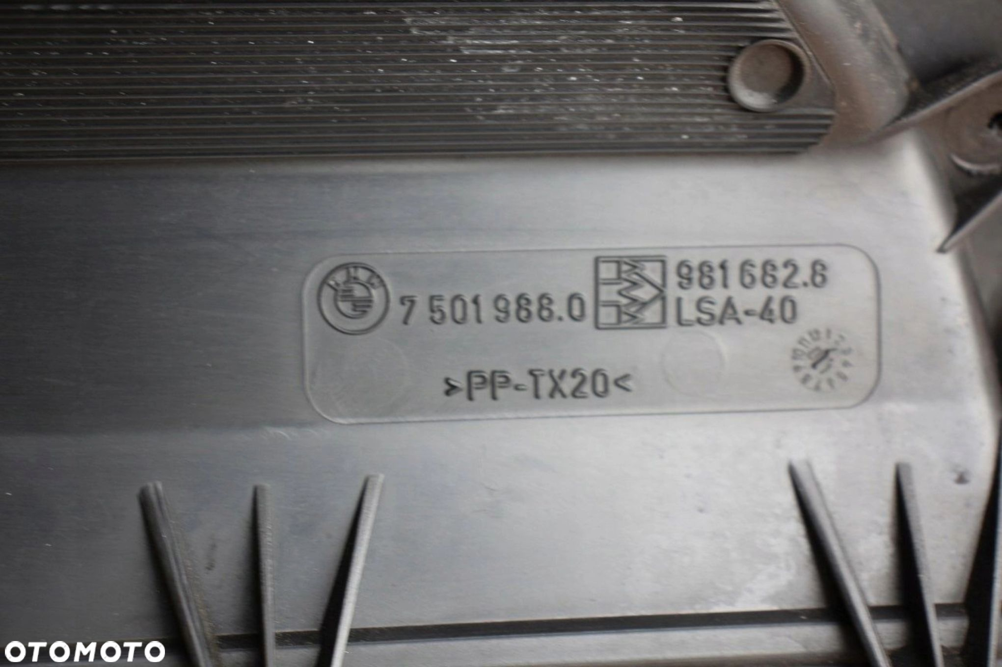 Wlot powietrza kanał BMW e46 m54 7501988 - 2