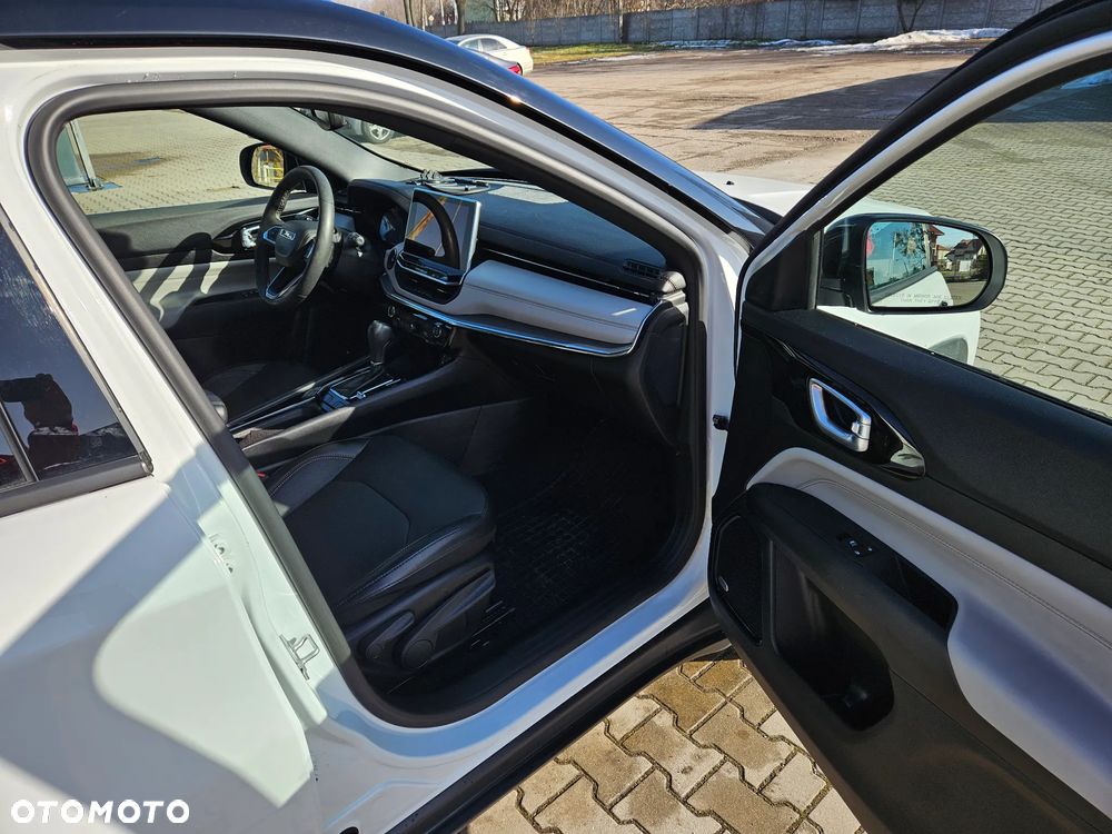 Jeep Compass - 4