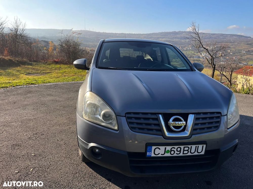 Nissan Qashqai 2.0 DCI 4 x 4 DPF tekna - 1
