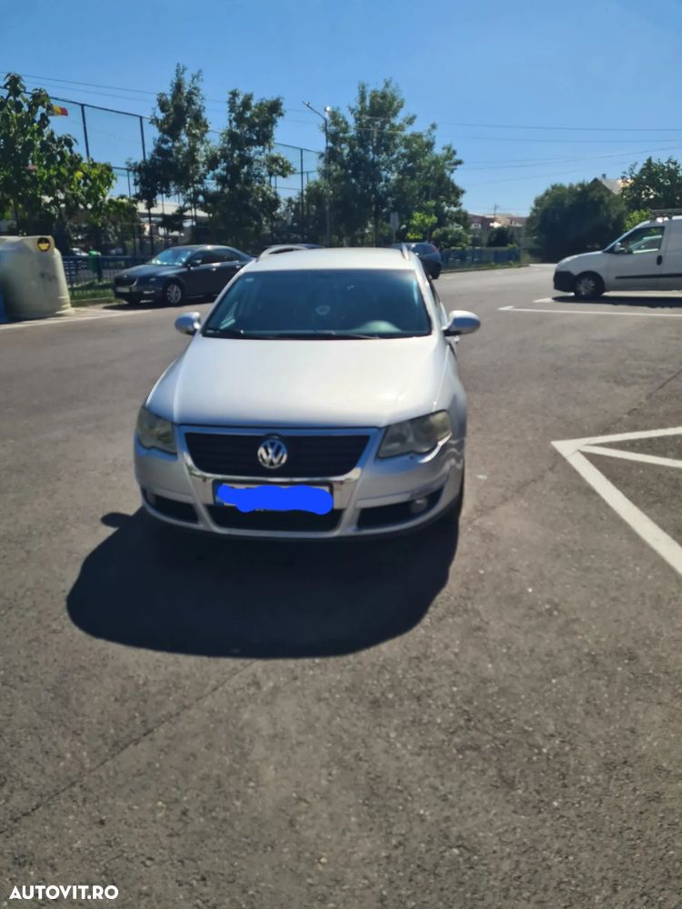 Volkswagen Passat 2.0 TDI Comfortline - 24