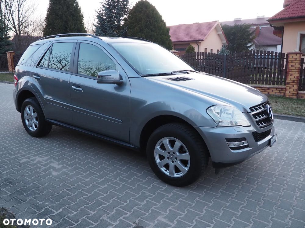 Mercedes-Benz ML - 28