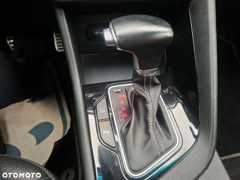 Kia Niro - 35