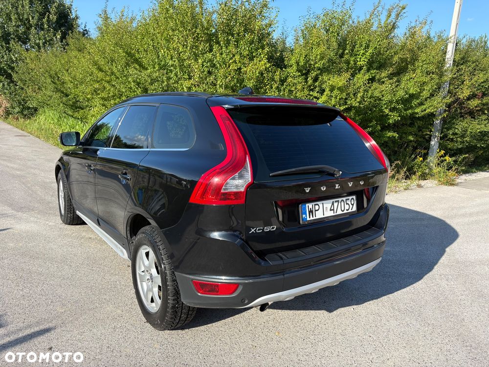Volvo XC 60 - 4