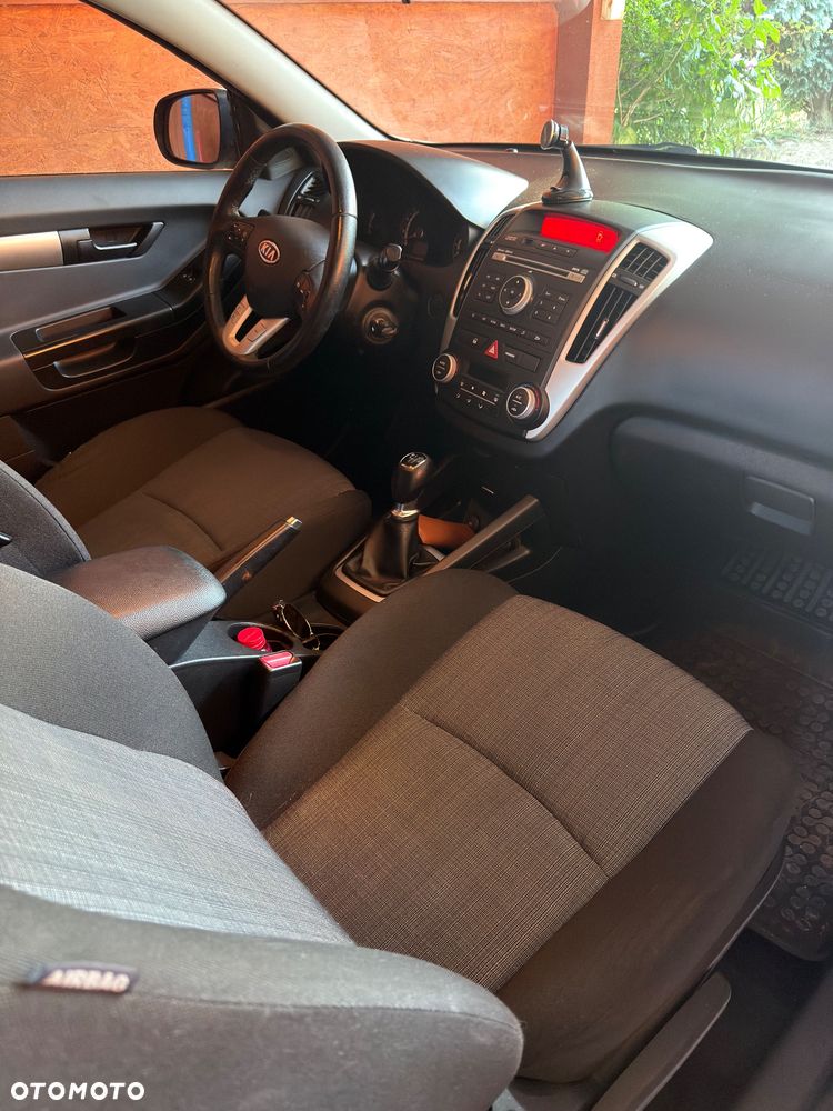 Kia ProCeed 1.4 CVVT Edition 7 - 6